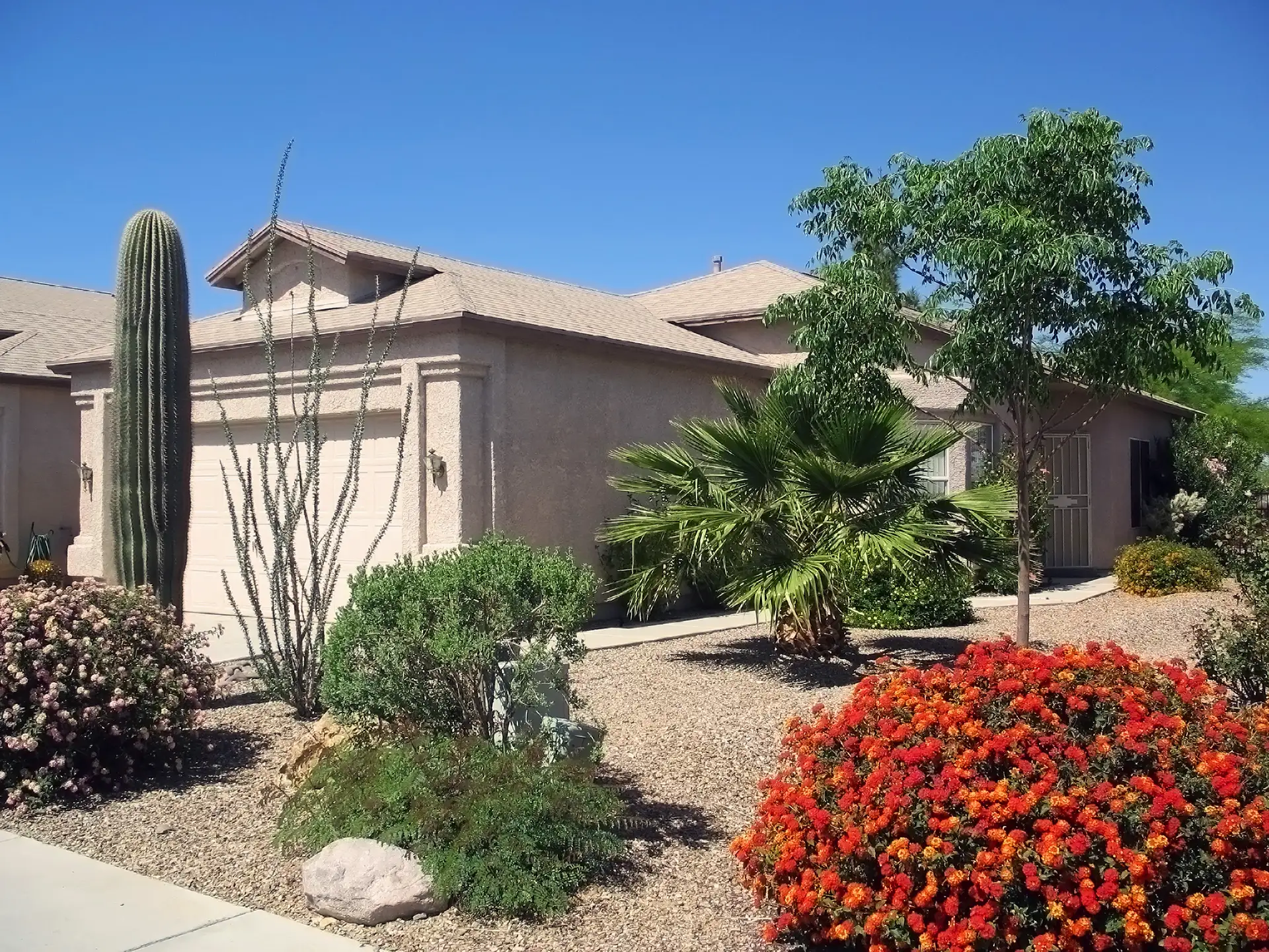 Allow our techs to repair your Overhead Doors in Las Vegas NV